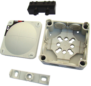 SCANSTRUT SB-8-5 JUNCTION BOX-5 HOLES
